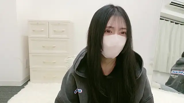 Snapshot of annachan_v chatting on April 2026 02:28:02 PM annachan v online show from April 2026 02:28:02 PM