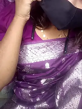 Snapshot of cute_mahi07 chatting on December 2025 07:19:02 PM cute mahi07 online show from December 2025 07:19:02 PM