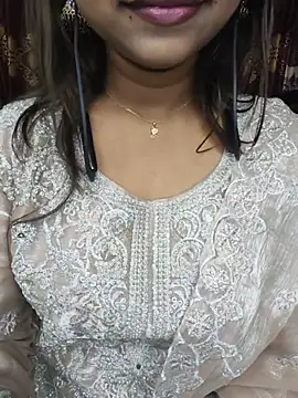 cute mahi07 online show from July 2026 05:52:01 PM