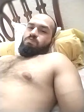 Cosmin1761 online show from November 2025 09:50:02 PM