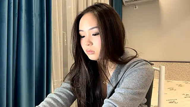 Snapshot of SupremeDividend chatting on November 2025 02:39:01 PM SupremeDividend online show from November 2025 02:39:01 PM