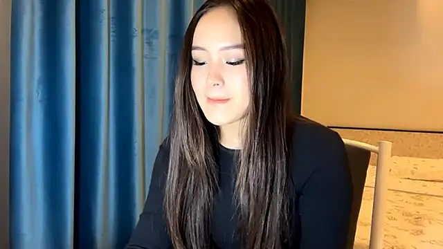 Snapshot of SupremeDividend chatting on November 2025 12:44:02 PM SupremeDividend online show from November 2025 12:44:02 PM