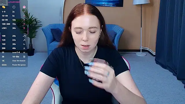 AddieOsler online show from May 2026 07:44:02 PM