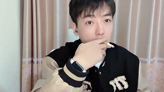 xiaoxiao1025 online show from November 2025 01:25:02 PM