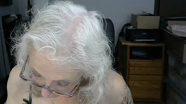 JoleneDelacroix online show from December 2025 04:13:01 PM