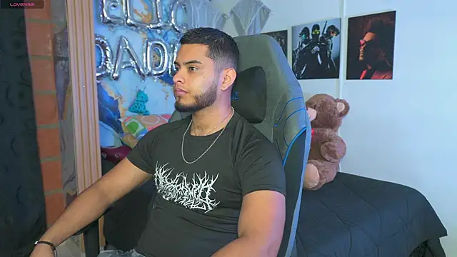 Tiler wolker online show from January 2026 02:39:01 AM