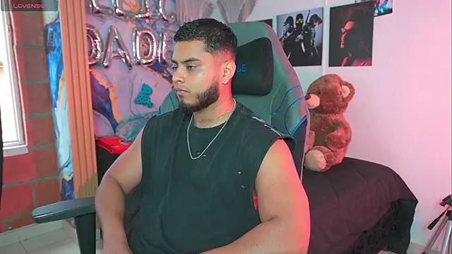 Tiler wolker online show from March 2026 09:31:01 PM