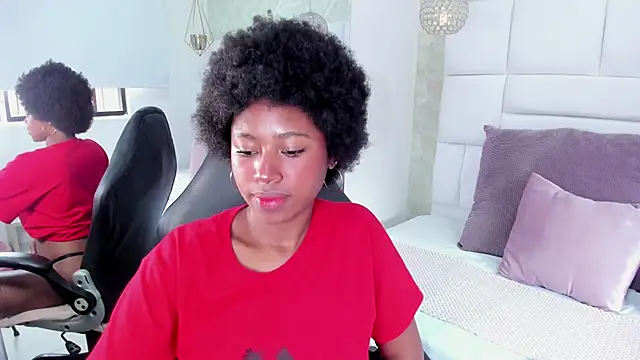 violeta ruizz online show from November 2025 04:29:02 PM