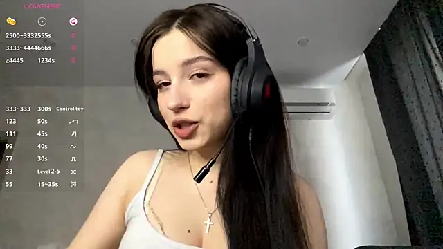 Snapshot of AngilaDoyal chatting on November 2025 06:50:01 AM AngilaDoyal online show from November 2025 06:50:01 AM