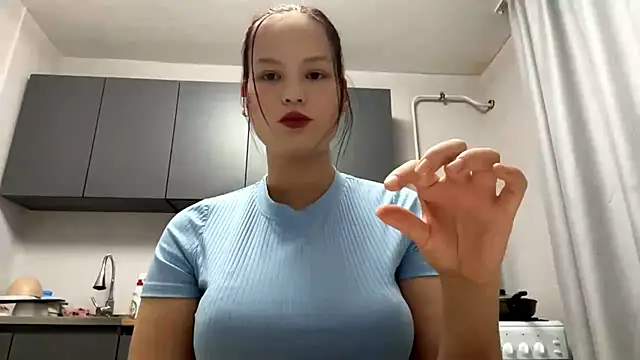 WilmaWeis online show from October 2025 02:10:01 PM