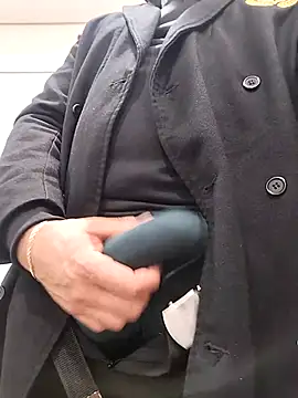 Jervaz online show from October 2025 02:01:02 AM