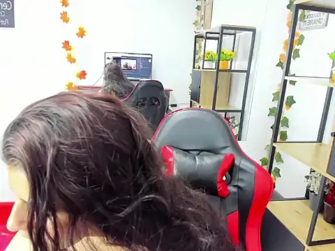 Snapshot of Allana_Collins_ chatting on October 2025 01:36:03 PM Allana Collins online show from October 2025 01:36:03 PM