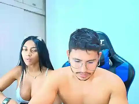 sophia and alex online show from October 2025 09:04:02 PM