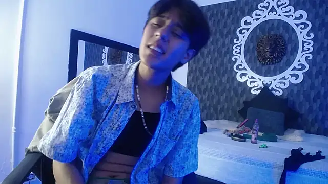 Ghost  Girl  online show from November 2025 02:13:01 AM