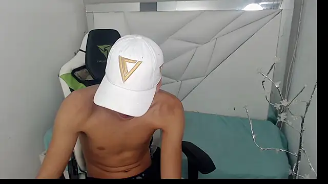 Cash G  online show from November 2025 08:29:01 PM