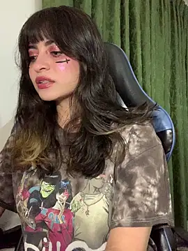 Annagoth  online show from December 2025 01:22:02 AM