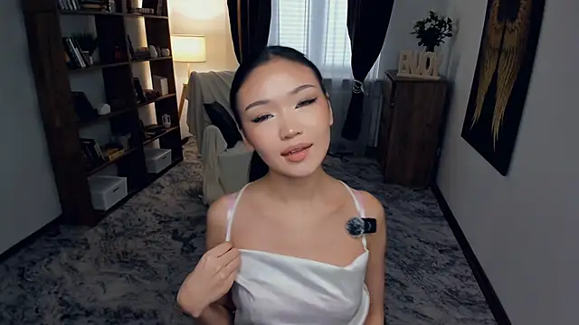 OnieClose online show from November 2025 08:11:02 AM