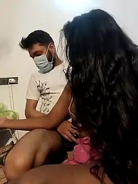 Snapshot of raniji-133 chatting on April 2026 01:19:01 PM raniji-133 online show from April 2026 01:19:01 PM