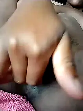 Snapshot of Blondecurv24 chatting on December 2025 09:07:01 AM Blondecurv24 online show from December 2025 09:07:01 AM