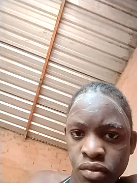 Snapshot of Blondecurv24 chatting on December 2025 09:18:01 AM Blondecurv24 online show from December 2025 09:18:01 AM