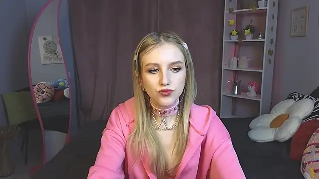 KissChristie   online show from December 2025 03:51:01 PM