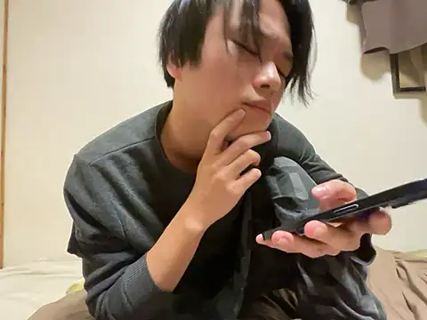 Snapshot of Tetta102 chatting on October 2025 12:00:02 PM Tetta102 online show from October 2025 12:00:02 PM