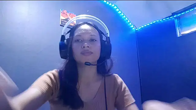 Snapshot of Shawty_ladyy chatting on November 2025 06:58:02 AM Shawty ladyy online show from November 2025 06:58:02 AM