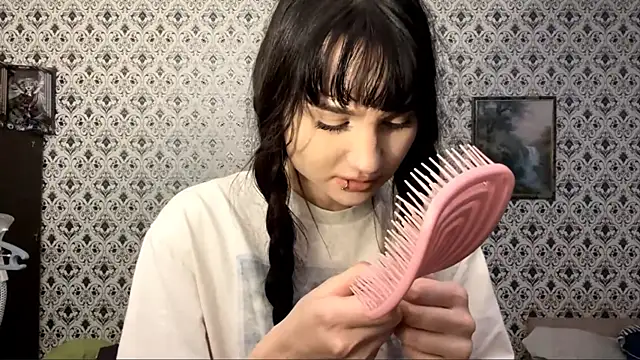 SofiaDreams09 online show from November 2025 01:58:01 PM