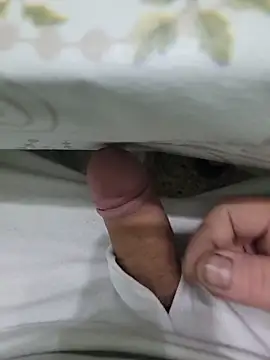 Snapshot of Tincho1051 chatting on April 2026 11:41:01 AM Tincho1051 online show from April 2026 11:41:01 AM