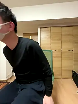 isao752702 online show from November 2025 12:27:02 PM