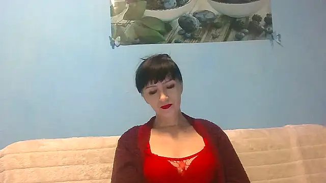 Snapshot of IffetLove42 chatting on November 2025 07:03:01 PM IffetLove42 online show from November 2025 07:03:01 PM