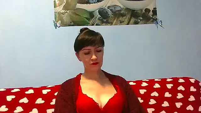 Snapshot of IffetLove42 chatting on November 2025 03:11:01 PM IffetLove42 online show from November 2025 03:11:01 PM