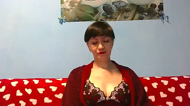 Snapshot of IffetLove42 chatting on April 2026 08:20:02 PM IffetLove42 online show from April 2026 08:20:02 PM