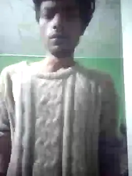 Luckysucks online show from November 2025 03:03:01 PM