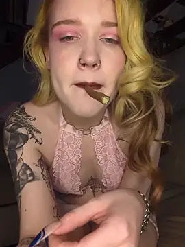 mattiethebaddieee online show from February 2026 02:05:02 AM