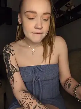 Snapshot of mattiethebaddieee chatting on March 2026 02:05:02 AM mattiethebaddieee online show from March 2026 02:05:02 AM