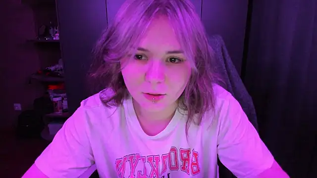 Snapshot of sophia_lix chatting on November 2025 02:48:02 PM sophia lix online show from November 2025 02:48:02 PM