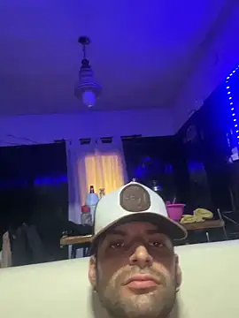 Elbrosss1992 online show from April 2026 09:07:02 PM