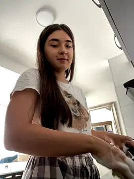 Valentina ro online show from November 2025 04:20:02 PM