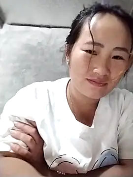 Snapshot of emini-xx chatting on October 2025 05:46:01 PM emini-xx online show from October 2025 05:46:01 PM