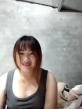 Snapshot of emini-xx chatting on November 2025 07:30:02 AM emini-xx online show from November 2025 07:30:02 AM