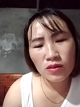 Snapshot of emini-xx chatting on November 2025 12:16:02 PM emini-xx online show from November 2025 12:16:02 PM