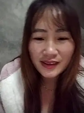 Snapshot of emini-xx chatting on November 2025 01:06:01 AM emini-xx online show from November 2025 01:06:01 AM