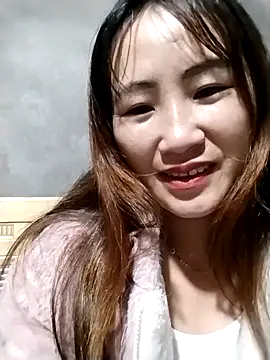 Snapshot of emini-xx chatting on November 2025 03:00:02 PM emini-xx online show from November 2025 03:00:02 PM