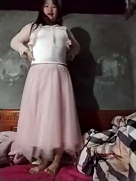 Snapshot of emini-xx chatting on December 2025 11:58:02 AM emini-xx online show from December 2025 11:58:02 AM