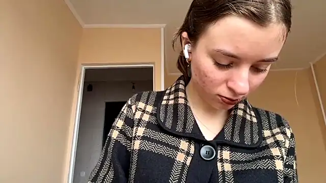 Snapshot of BunkedTempter chatting on November 2025 07:54:01 AM BunkedTempter online show from November 2025 07:54:01 AM