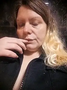 Lana-murr online show from April 2026 05:13:01 AM