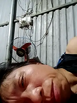 bella-la online show from November 2025 09:35:02 PM