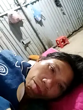 bella-la online show from December 2025 08:14:02 PM