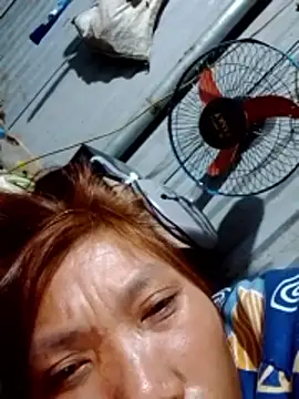 Snapshot of bella-la chatting on January 2026 12:51:01 PM bella-la online show from January 2026 12:51:01 PM